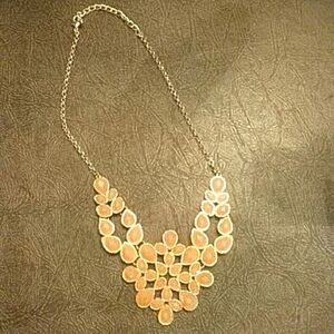 ☀️🌞Gold Tone & Orange Necklace☀️🌞
